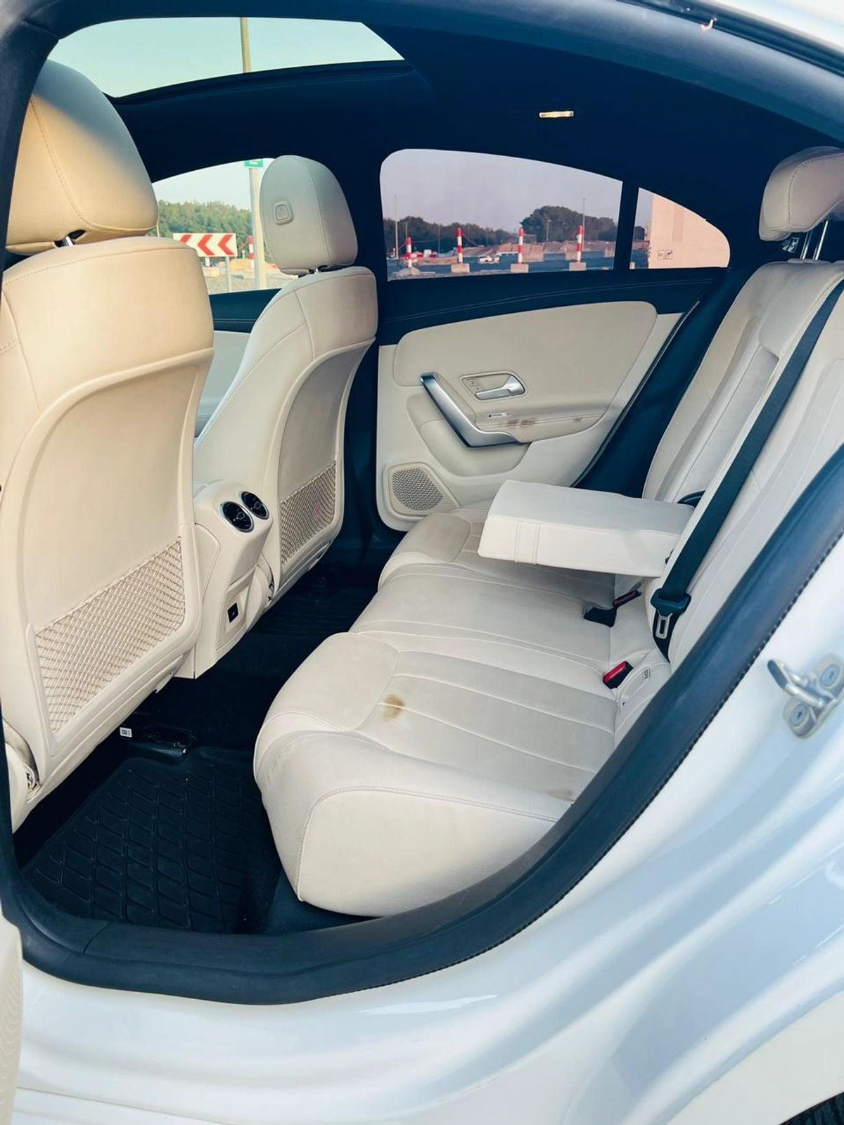 Mercedes Benz CLA250 PREMIUM PLUS Premium + 2.0L-8-8