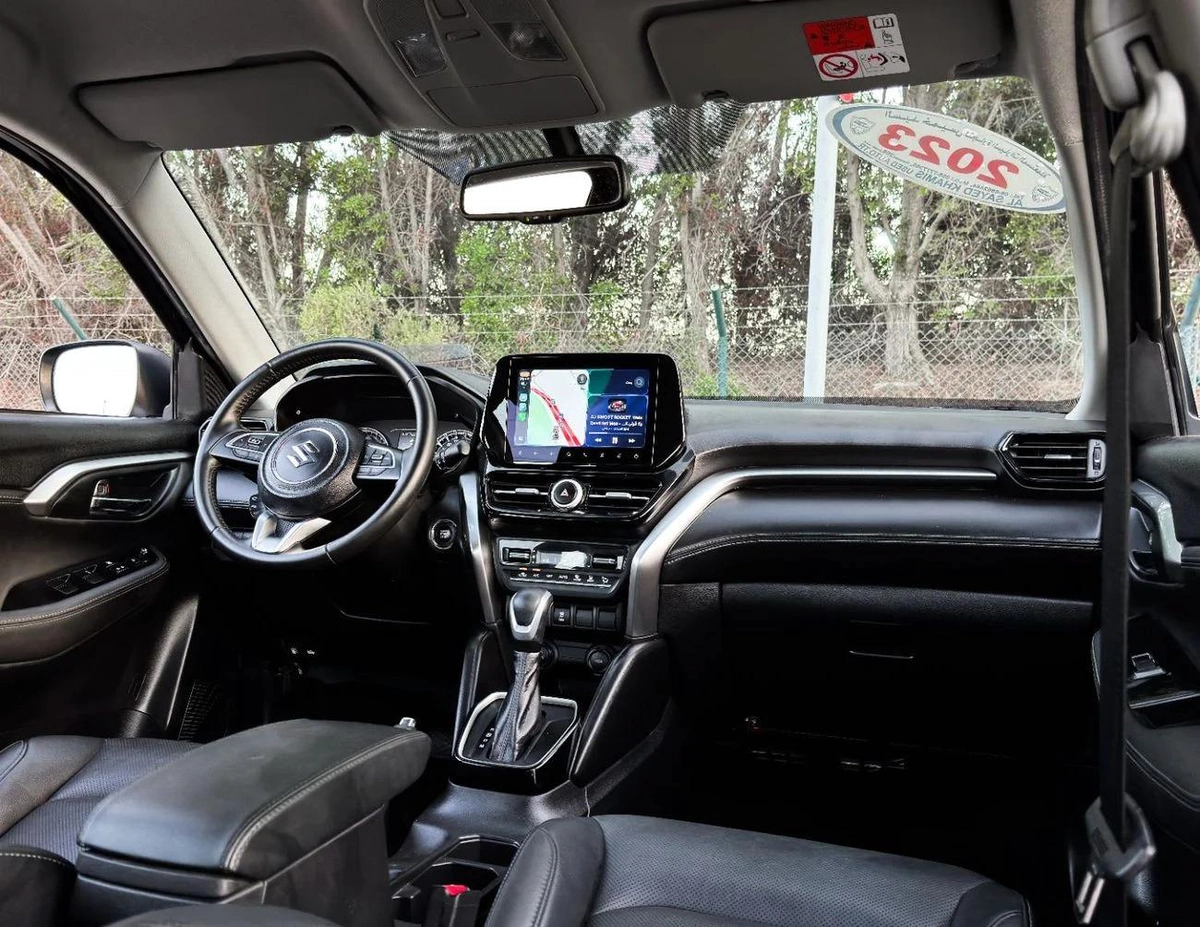Suzuki Grand Vitara Suzuki Grand Vitara Smart Hybrid | 1.5 L | 2023 | GCC | Accident-Free-5-5