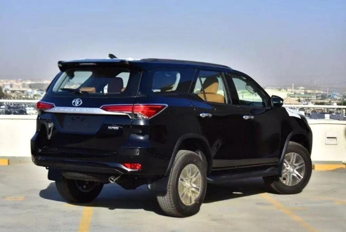 Toyota Fortuner GX2 FORTUNER SR5 2.7L V4 PTR 7SET-3-0