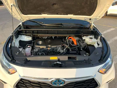 Toyota Highlander Xle 2020 Toyota Highlander Hybrid Full Option 2.5L V4 - Sunroof - Leather Seat - Rear Camera & Sensor --17