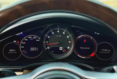 Porsche Cayenne S 2019 GCC Specs Full Service History Clean Car-8