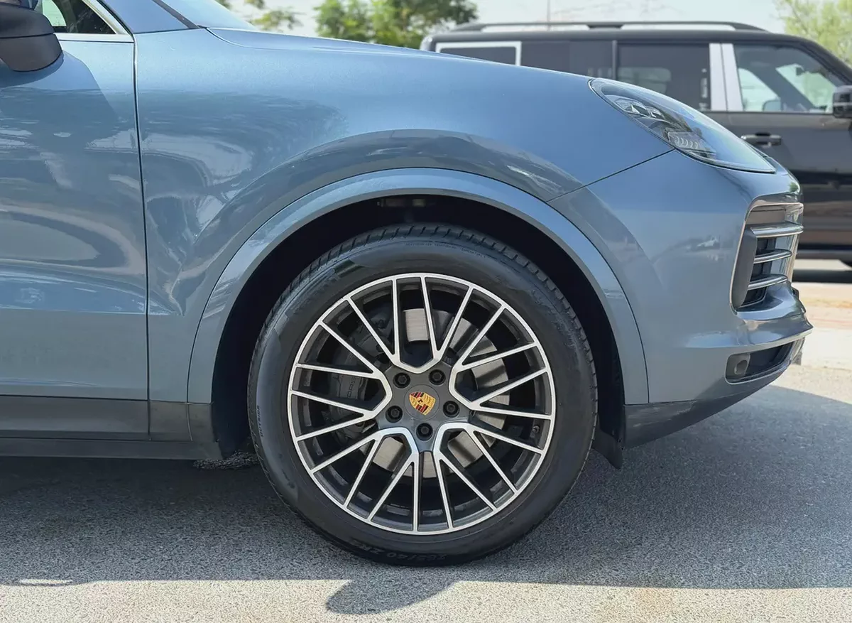Porsche Cayenne S 2019 GCC Specs Full Service History Clean Car-7-7