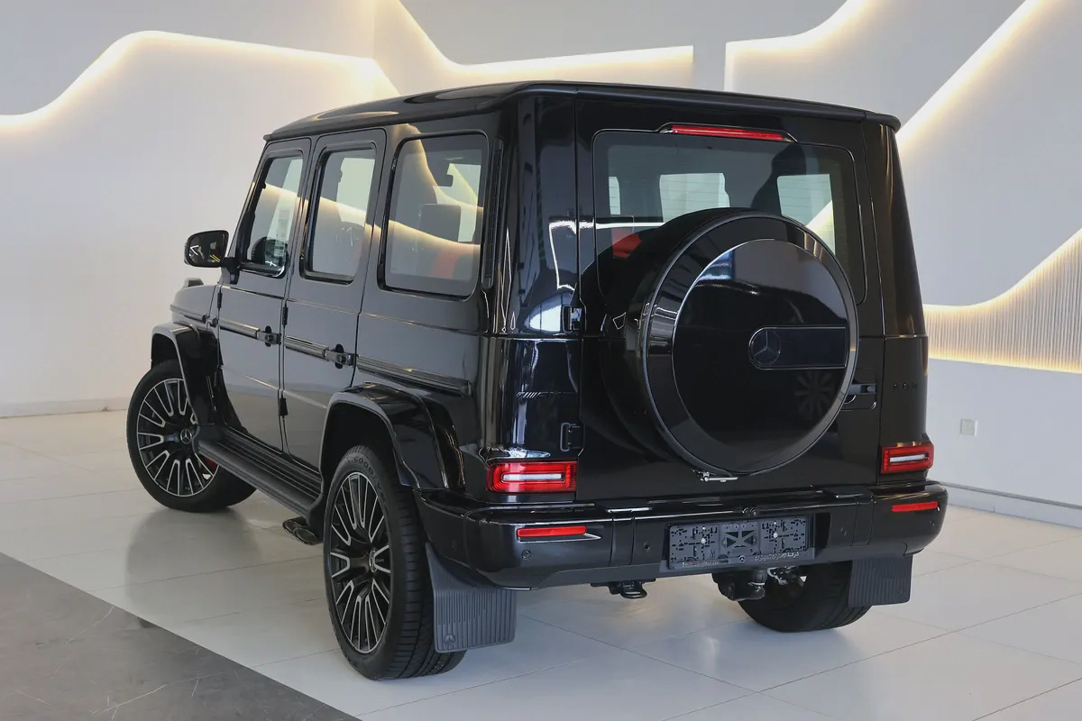G63 AMG DOUBLE NIGHT PACKAGE - BRAND NEW - GCC SPECS - 5 YEARS UNDER WARRANTY / 150,000 KM - GGC-4-4