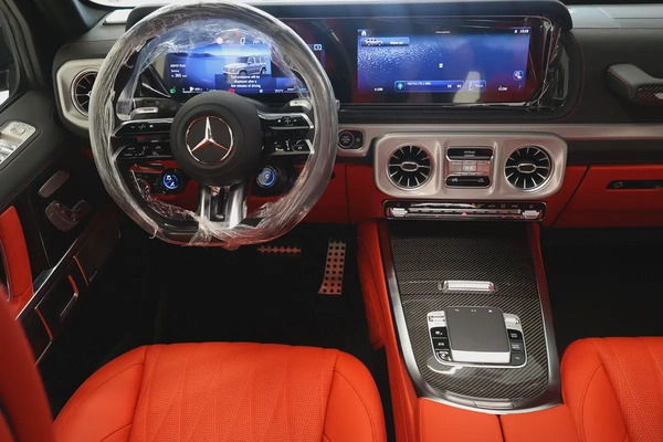 G63 AMG DOUBLE NIGHT PACKAGE - BRAND NEW - GCC SPECS - 5 YEARS UNDER WARRANTY / 150,000 KM - GGC