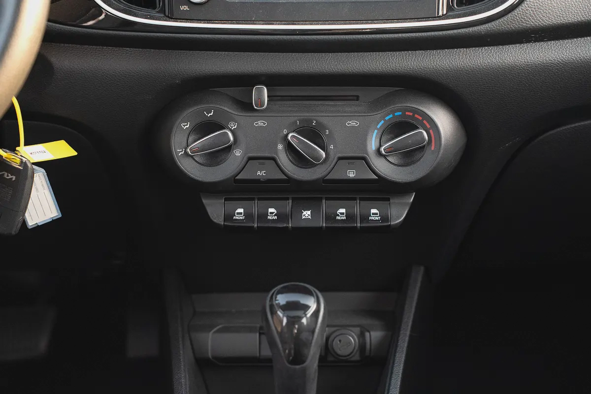 Kia Pegas 2025 GCC Specs | Brand New | Fuel Efficient Sedan-10-10