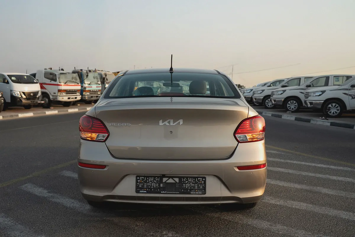 Kia Pegas 2025 GCC Specs | Brand New | Fuel Efficient Sedan-5-5