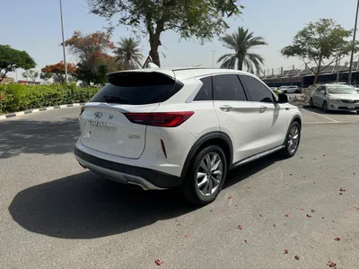 Infiniti QX50 LUXE-2