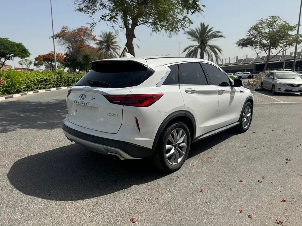 Infiniti QX50 LUXE-2-0