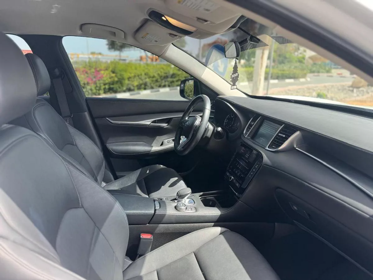 Infiniti QX50 LUXE-6-0