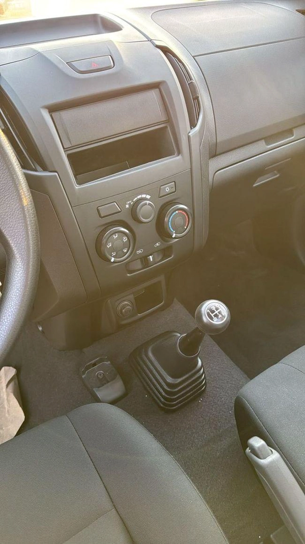 Isuzu D-MAX 2.5L