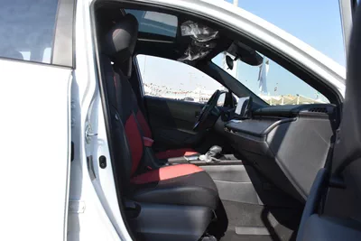 TOYOTA FRONT LANDER 2025 | WHITE LIKE-10