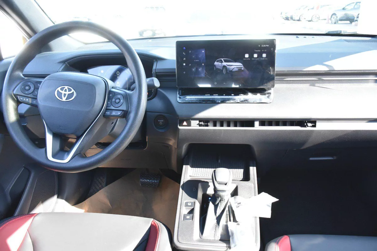 TOYOTA FRONT LANDER 2025 | WHITE LIKE-19-19