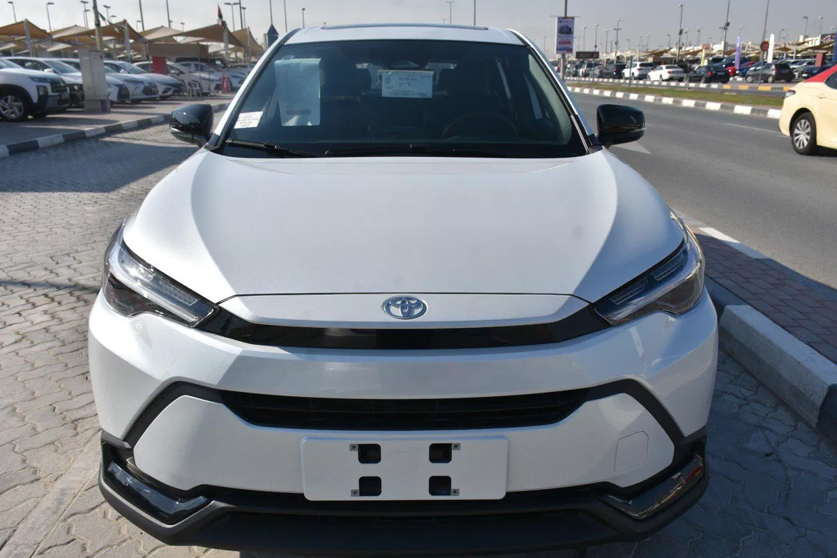 TOYOTA FRONT LANDER 2025 | WHITE LIKE-14-14