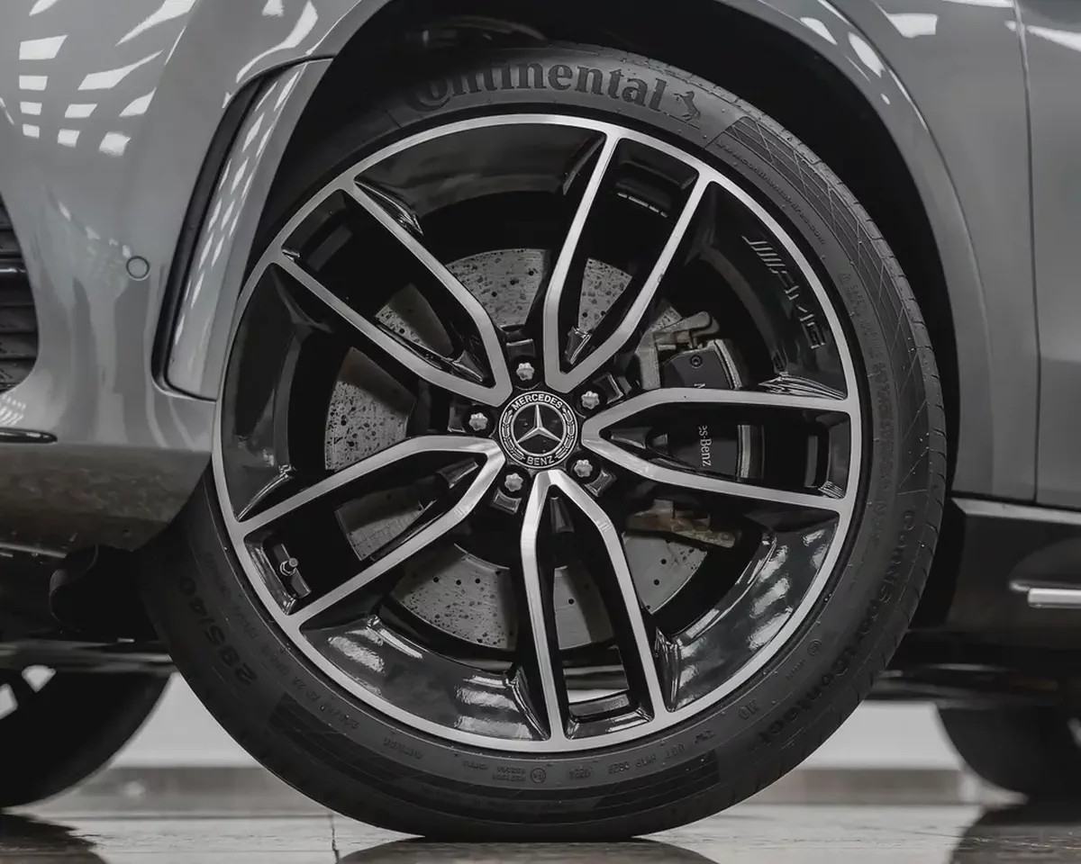 MERCEDES GLE450 - AMG KIT - 2022 - GCC - GARGASH WARRANTY AND SERVICE CONTRACT - EXCELLENT CONDITION-19-19