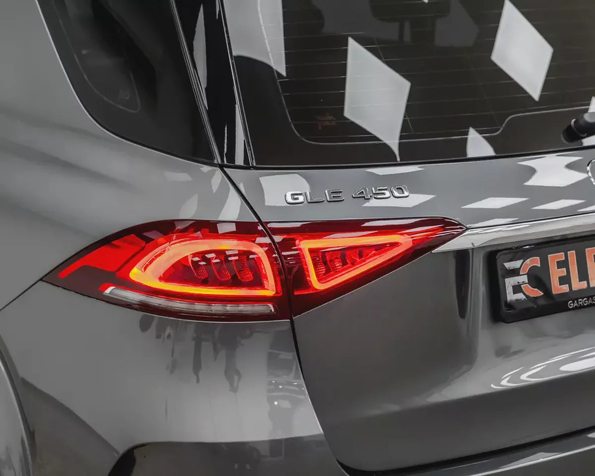 MERCEDES GLE450 - AMG KIT - 2022 - GCC - GARGASH WARRANTY AND SERVICE CONTRACT - EXCELLENT CONDITION-5-5