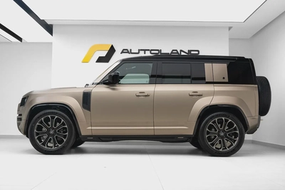 2025 LAND ROVER DEFENDER P635 OCTA | GCC 5 YEARS WARRANTY | 635 HP | HIGH SPEC |-4