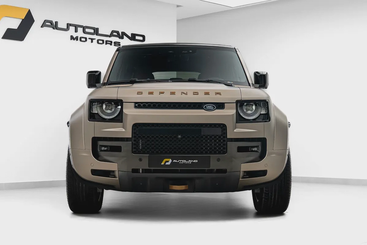 2025 LAND ROVER DEFENDER P635 OCTA | GCC 5 YEARS WARRANTY | 635 HP | HIGH SPEC |-2-2