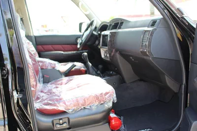 Nissan Patrol SUPER SAFARI Manual Gear |Brand New | Under Official Dealer Warranty | Full Option-9