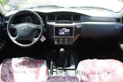 Nissan Patrol SUPER SAFARI Manual Gear |Brand New | Under Official Dealer Warranty | Full Option-6