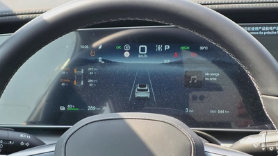 BYD Sealion 7 Performance EV (Grey)-12