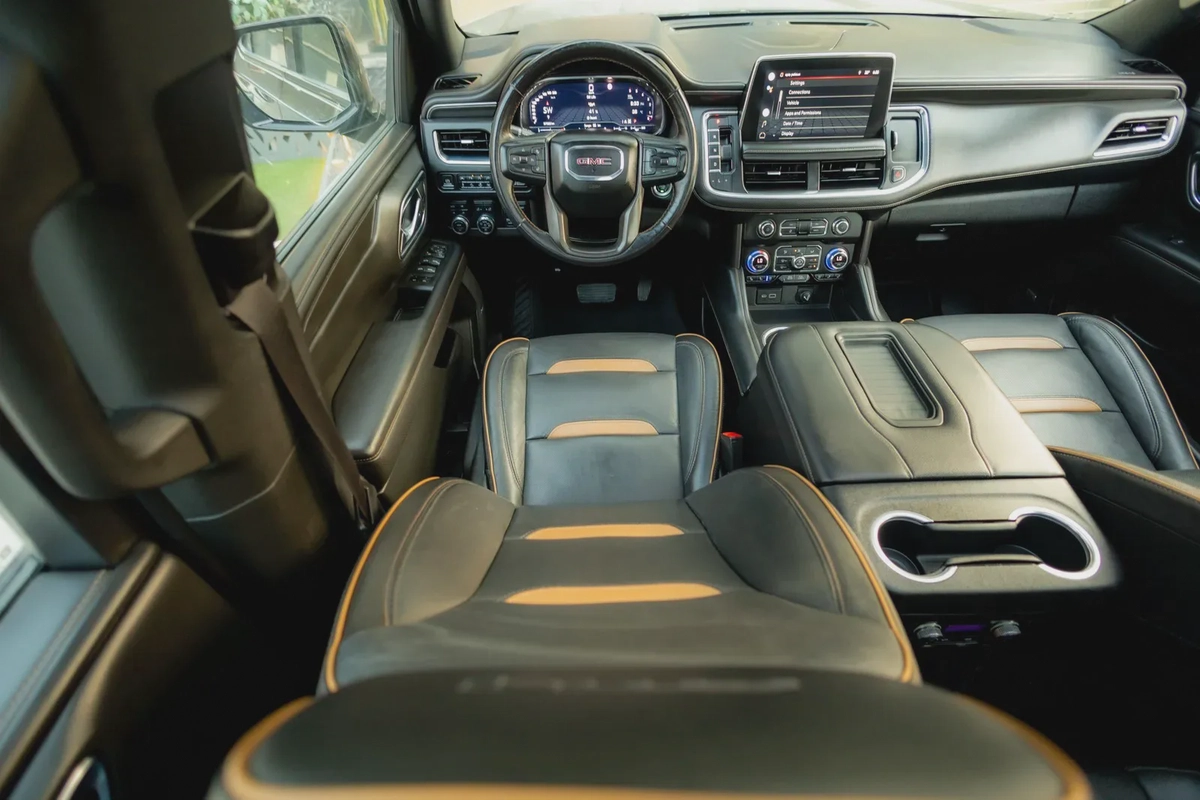 GMC Yukon 2022-13-13