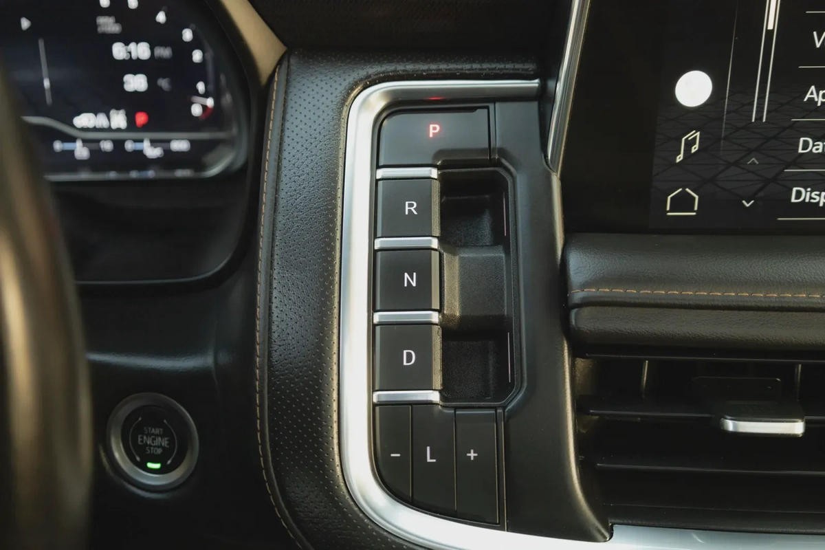 GMC Yukon 2022-3-3