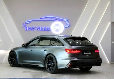 2024 - Audi RS6 Avant TFSI Quattro - V8-12