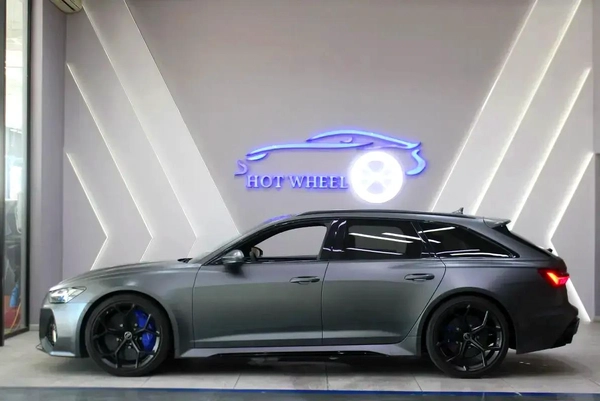 2024 - Audi RS6 Avant TFSI Quattro - V8