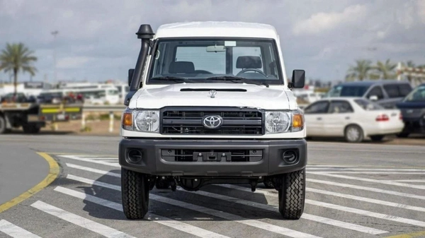 Toyota Land Cruiser LAND CRUISER HARDTOP 3DOOR 4.5L V8