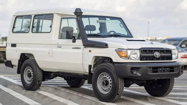 Toyota Land Cruiser LAND CRUISER HARDTOP 3DOOR 4.5L V8
