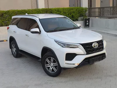 Toyota Fortuner 2023 4X4 V4 2.7L Excellent Condition-0