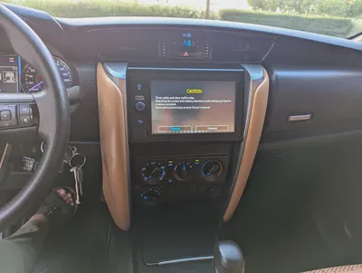 Toyota Fortuner 2023 4X4 V4 2.7L Excellent Condition-16