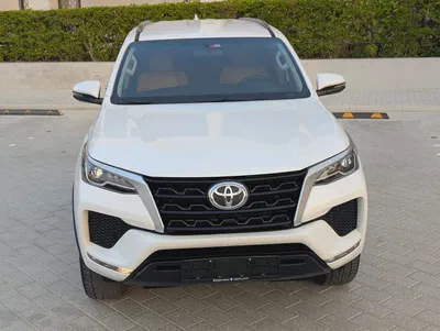 Toyota Fortuner 2023 4X4 V4 2.7L Excellent Condition-2