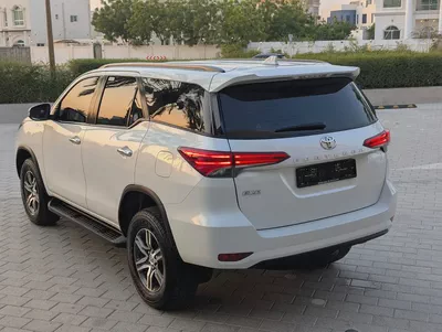 Toyota Fortuner 2023 4X4 V4 2.7L Excellent Condition-4