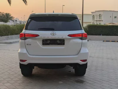 Toyota Fortuner 2023 4X4 V4 2.7L Excellent Condition-5