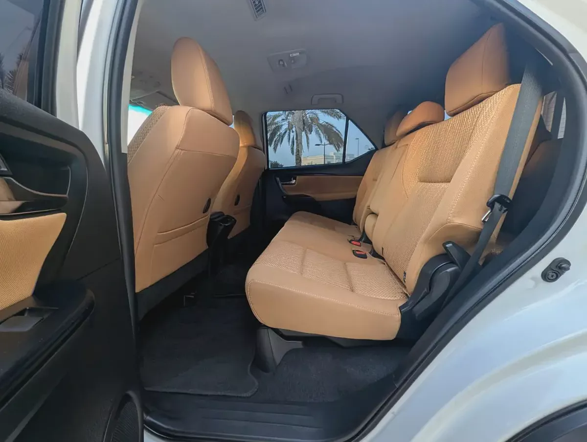 Toyota Fortuner 2023 4X4 V4 2.7L Excellent Condition-14-14