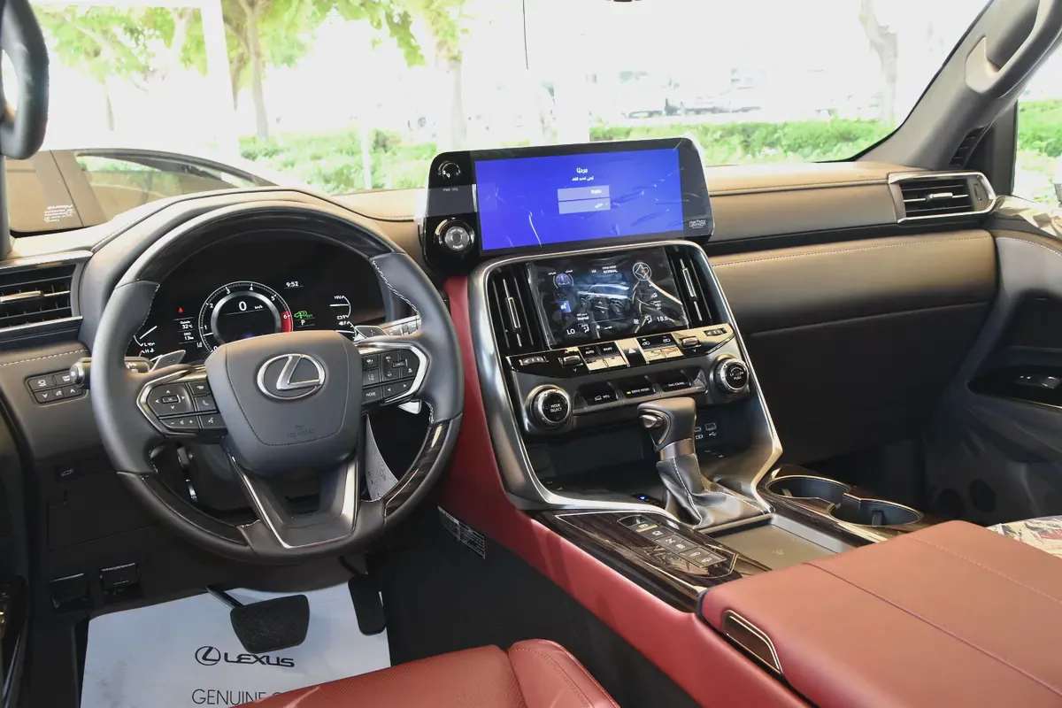 Lexus LX 600 Signature 2023 | GCC Specs | Full Option l AlFuttaim Warranty-15-15