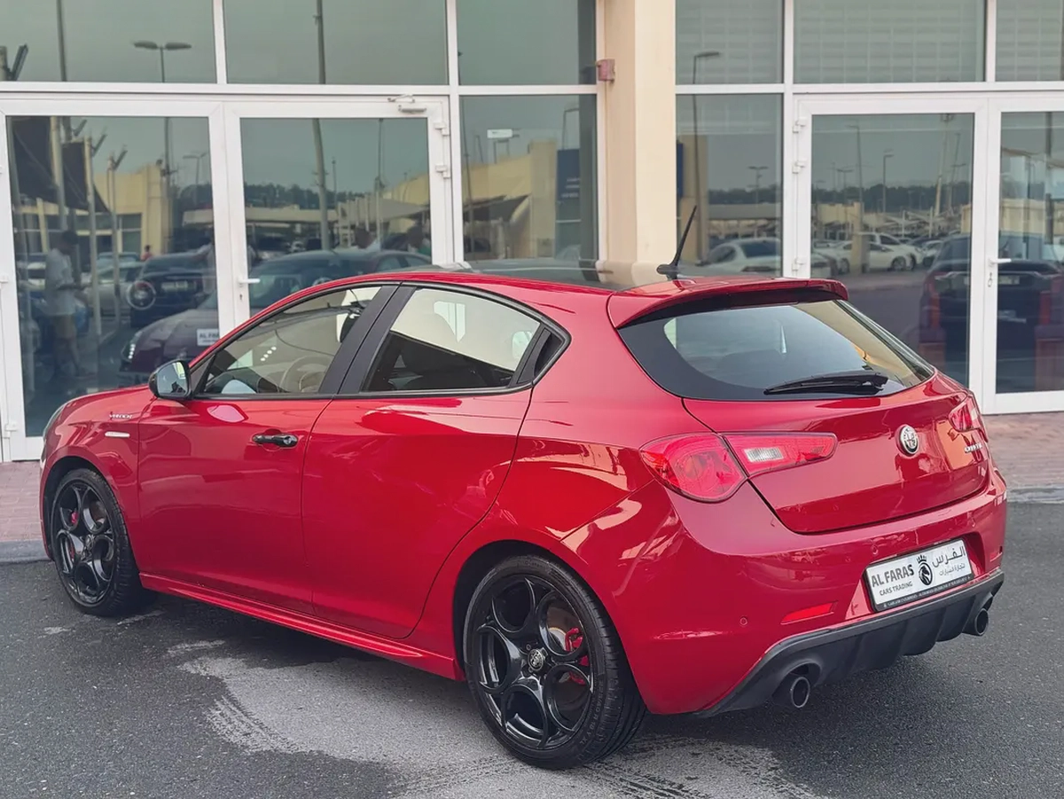 Alfa Romeo Giulietta Veloce 2021 - GCC Specs - Pristine Condition