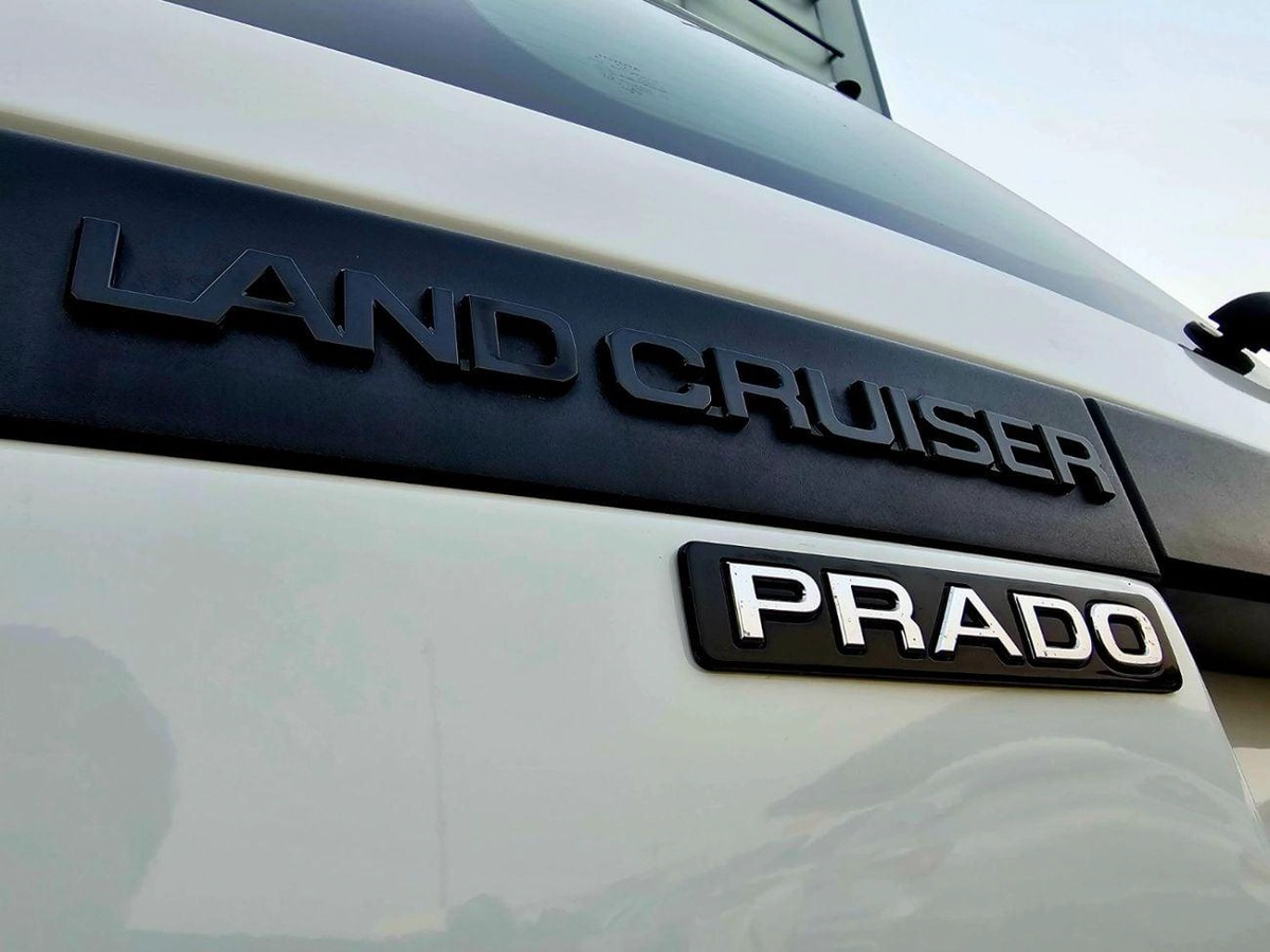 Toyota Prado PRADO DIESEL/ GCC LOW MILEAGE/ NON ACCIDENT-9-0