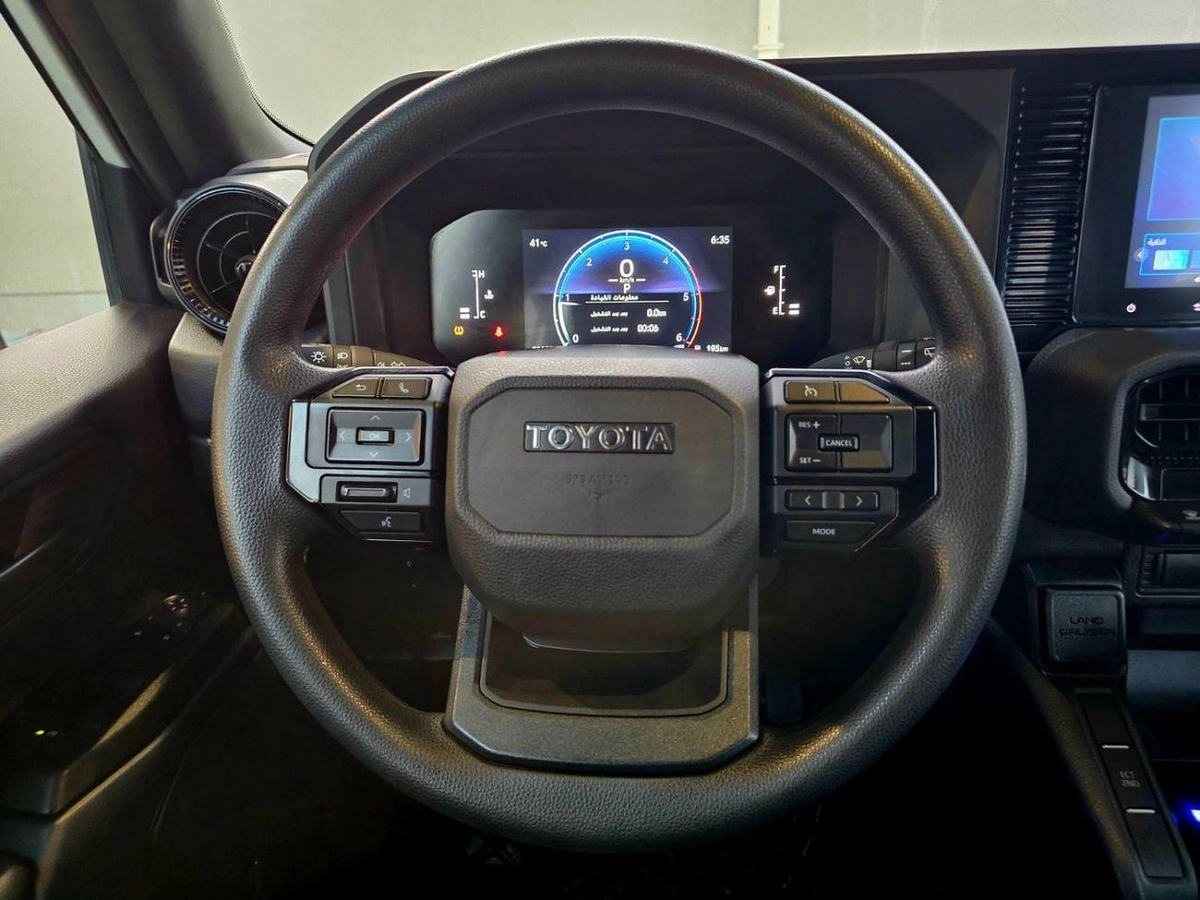 Toyota Prado PRADO DIESEL/ GCC LOW MILEAGE/ NON ACCIDENT-19-0