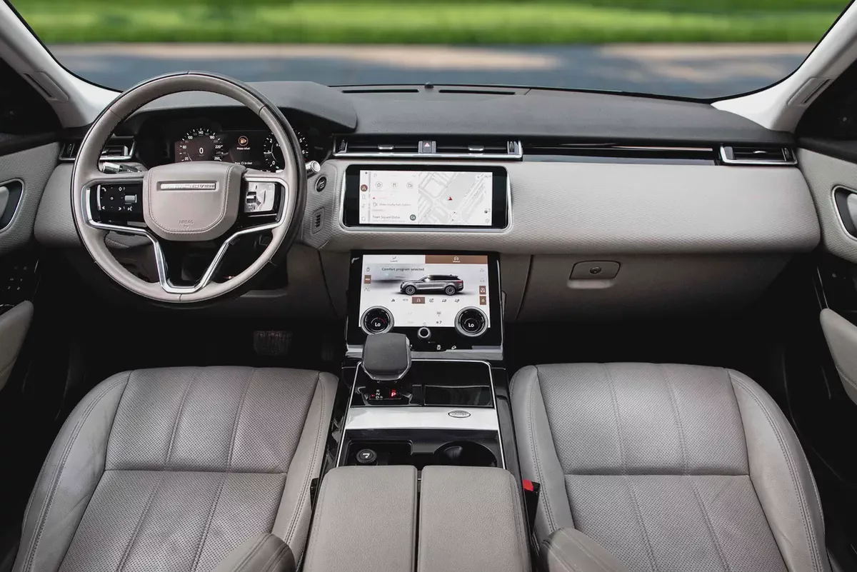 2,253 P.M |  Range Rover Velar S | 0% Downpayment | ONE OWNER | FULL LAND ROVER HISTORY-7-7