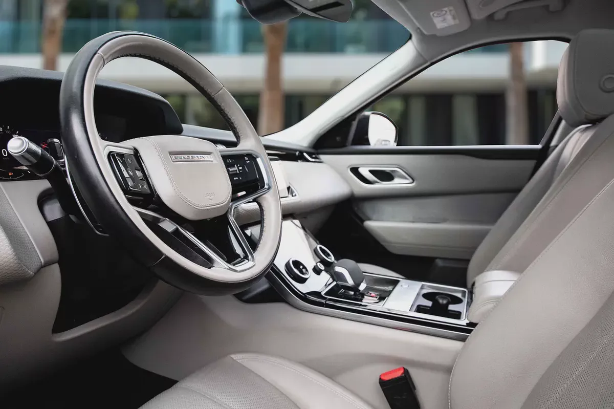2,253 P.M |  Range Rover Velar S | 0% Downpayment | ONE OWNER | FULL LAND ROVER HISTORY-8-8