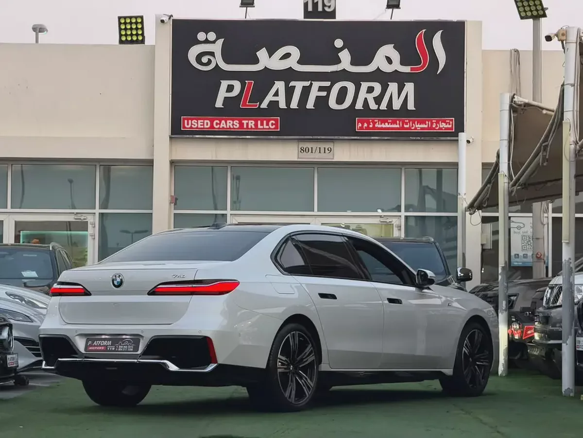 BMW 7-Series 740i 2023 | GCC Specs | under warranty-1-1