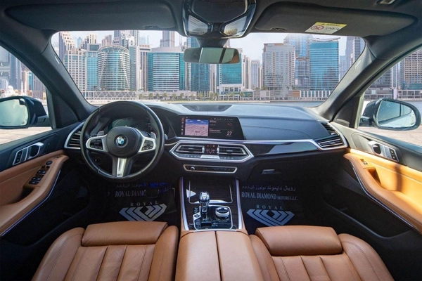 BMW X5 40i M SPORT | GCC | Under warranty & Service contract