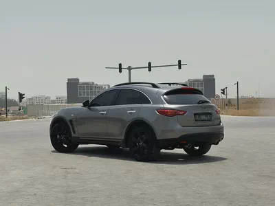Infiniti QX70 S 2014 | GCC Specs | V6 3.7L | Well Maintained-1