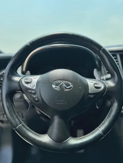 Infiniti QX70 S 2014 | GCC Specs | V6 3.7L | Well Maintained-6