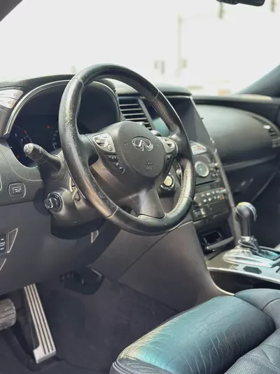 Infiniti QX70 S 2014 | GCC Specs | V6 3.7L | Well Maintained-8