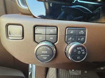 2024 GMC Sierra Elevation 5.3L GCC Specs-Free service history with warranty-15