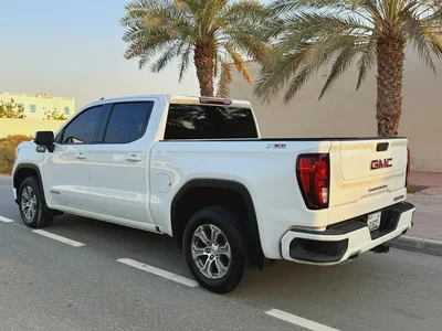 2024 GMC Sierra Elevation 5.3L GCC Specs-Free service history with warranty-3