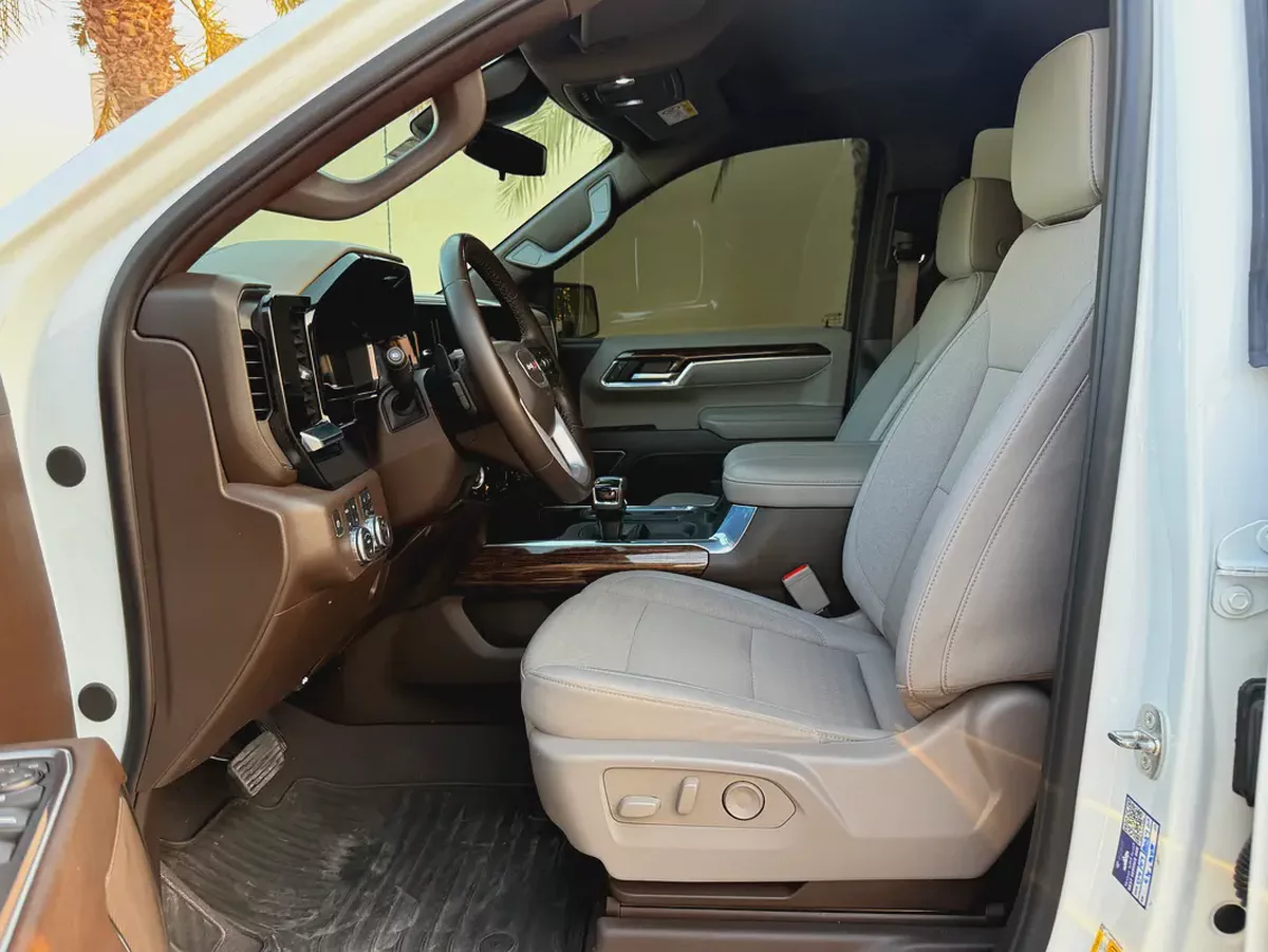 2024 GMC Sierra Elevation 5.3L GCC Specs-Free service history with warranty-13-13